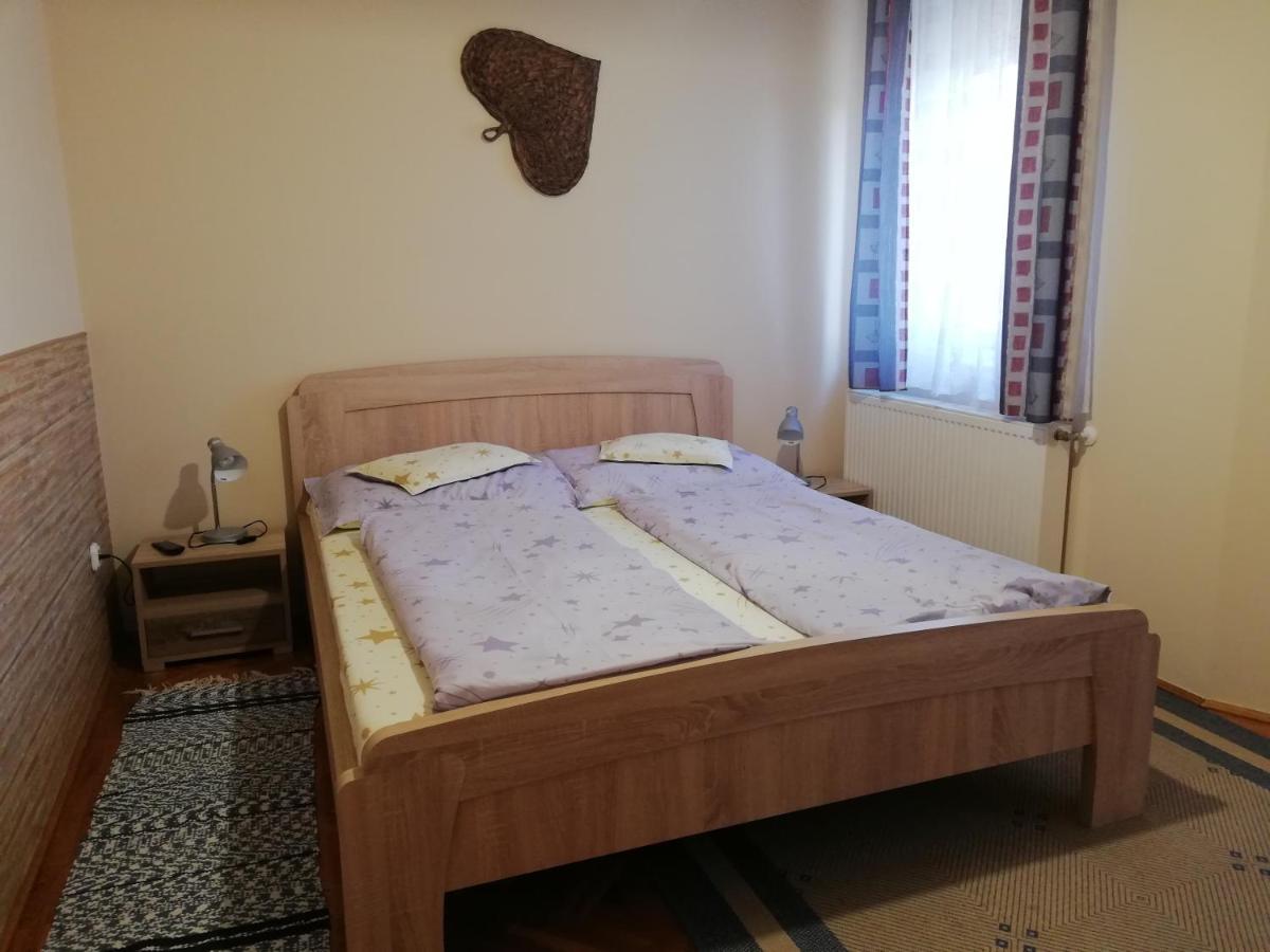 Imola Es Andrea Apartmanhaz Hajdúszoboszló Exterior foto