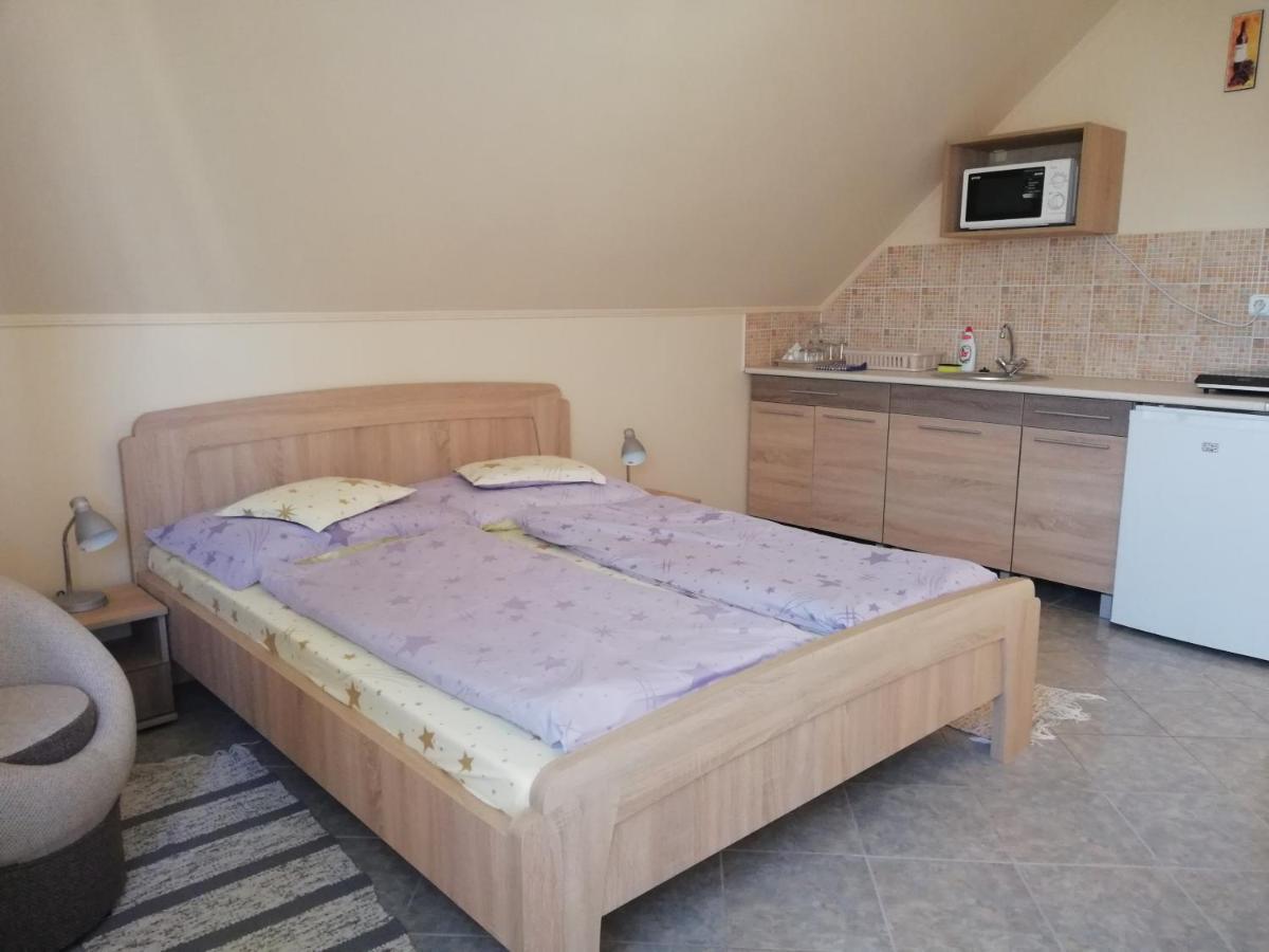 Imola Es Andrea Apartmanhaz Hajdúszoboszló Exterior foto