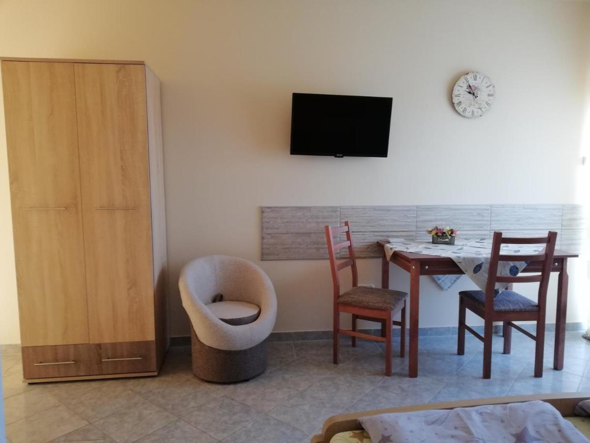 Imola Es Andrea Apartmanhaz Hajdúszoboszló Exterior foto