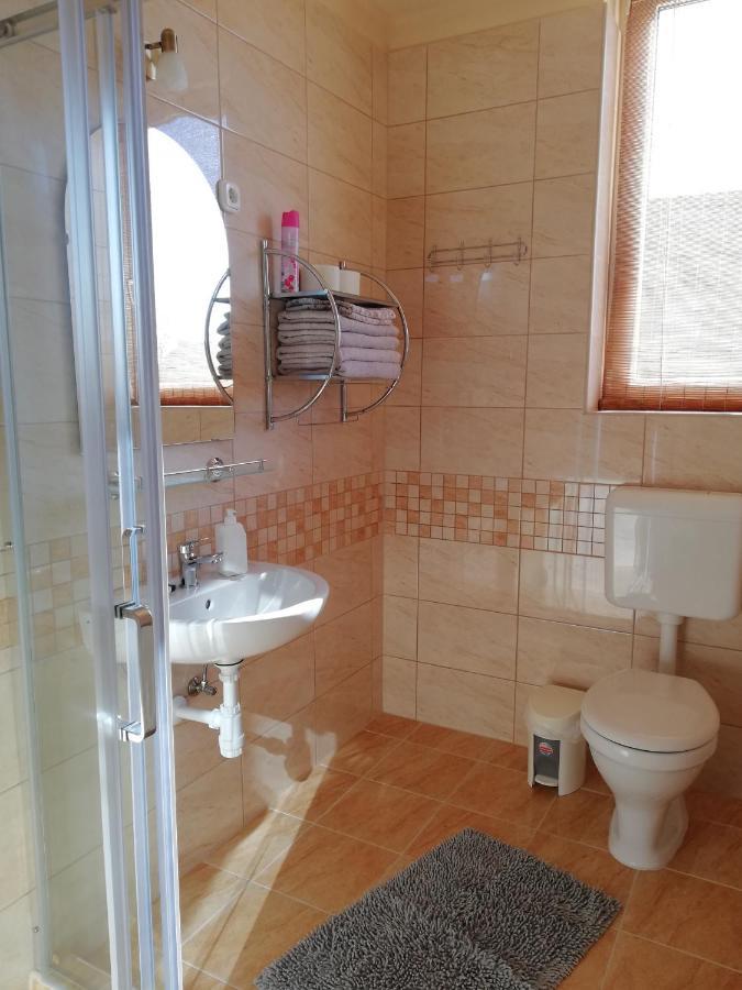 Imola Es Andrea Apartmanhaz Hajdúszoboszló Exterior foto