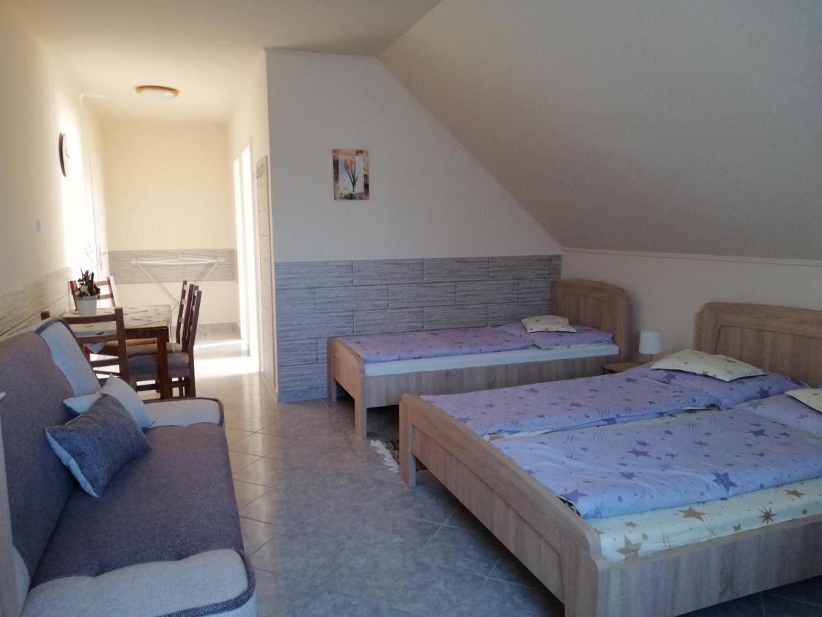 Imola Es Andrea Apartmanhaz Hajdúszoboszló Exterior foto