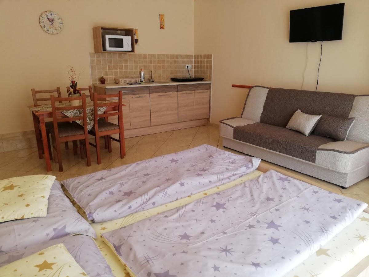 Imola Es Andrea Apartmanhaz Hajdúszoboszló Exterior foto