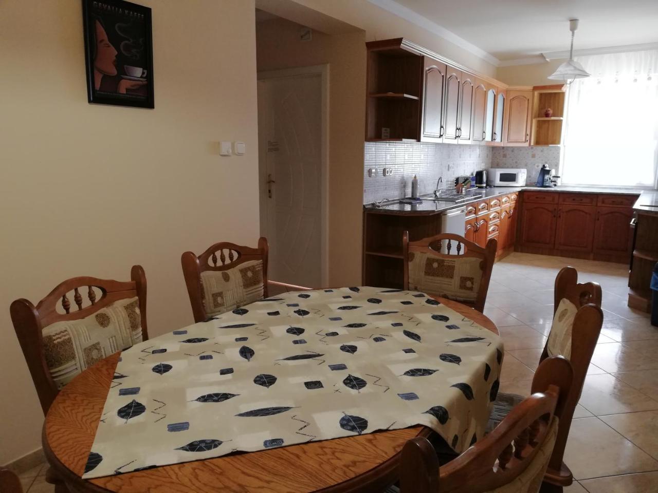 Imola Es Andrea Apartmanhaz Hajdúszoboszló Exterior foto